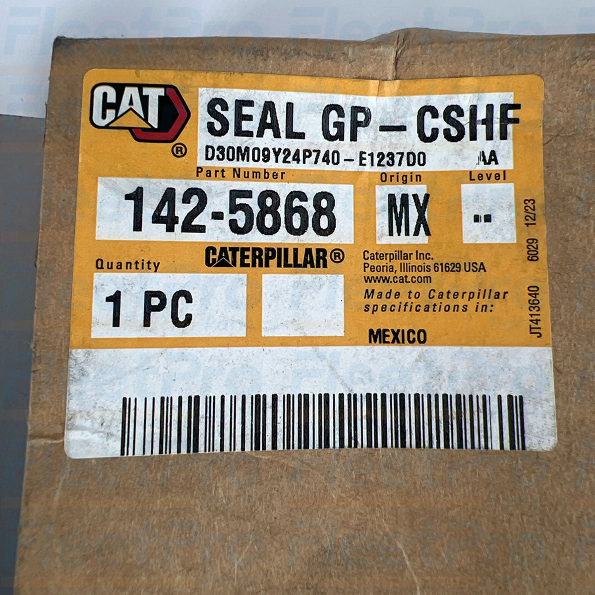 CAT crankshaft seal with wear sleeve