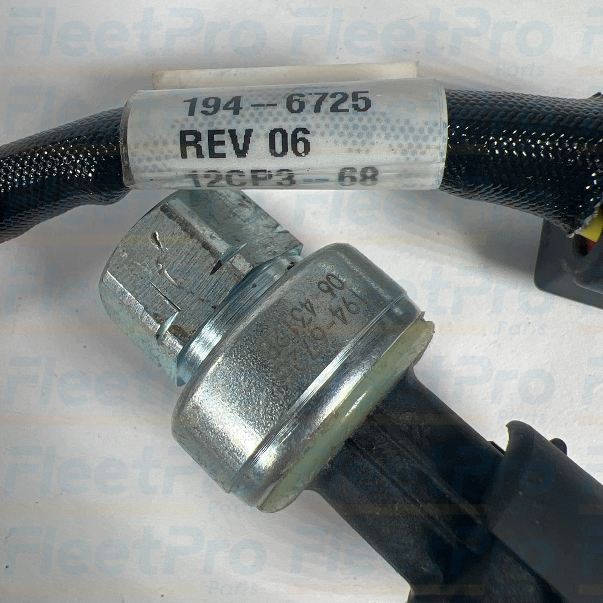 CAT 194-6725 oil pressure transducer open box heavy-duty engine component