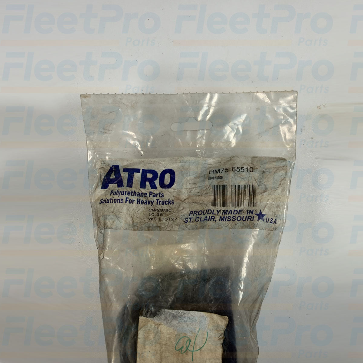 Close-up view of durable polyurethane material finish on Atro HM75-65510 hood isolator