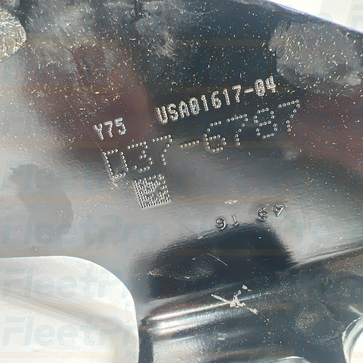 Brake chamber bracket close up