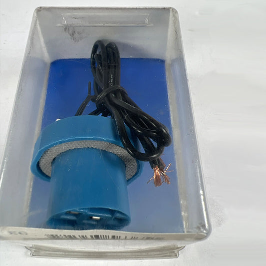 CarQuest S-525 socket and pigtail assembly
