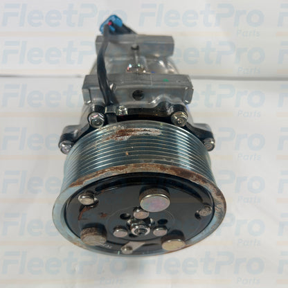 Carrier A/C compressor 46-50006-00 new unit with connector damage