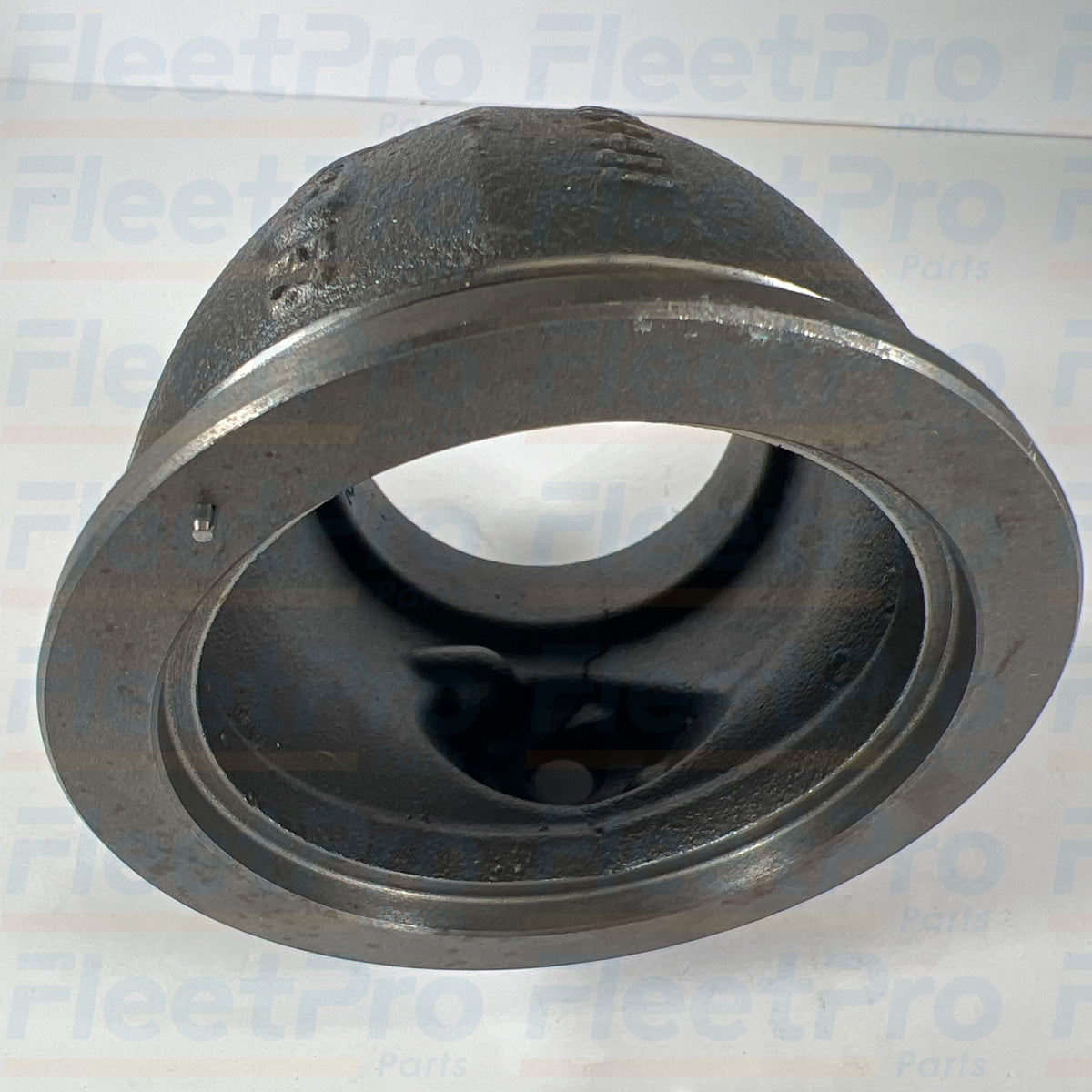 Cummins exhaust outlet connection system fitment