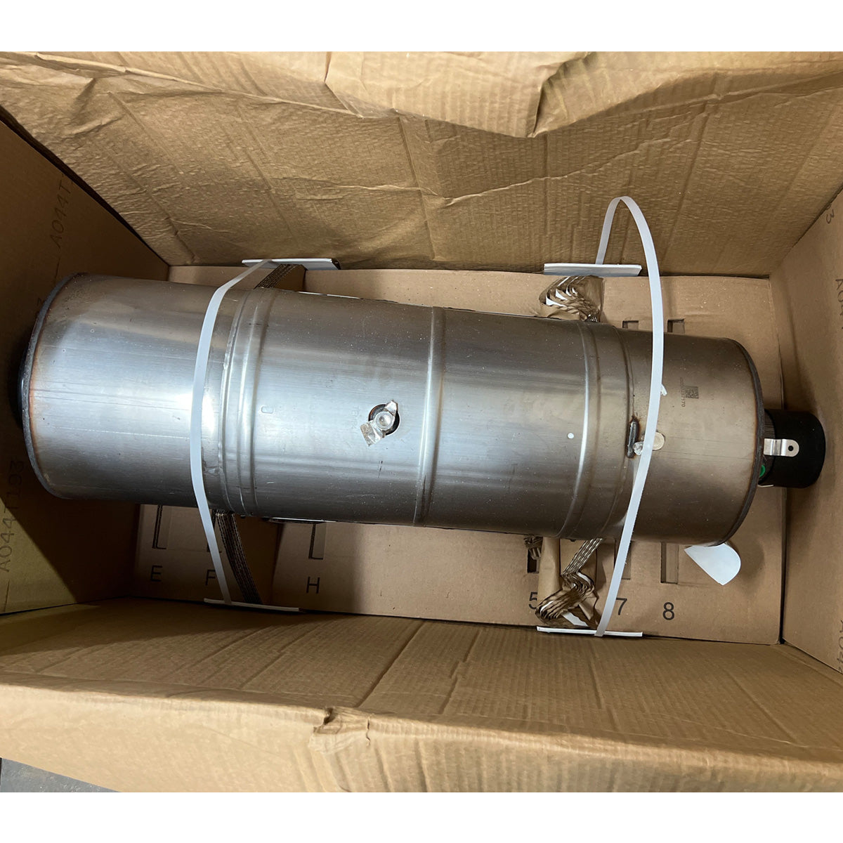Genuine Cummins aftertreatment device 5506139 for diesel emissions systems
