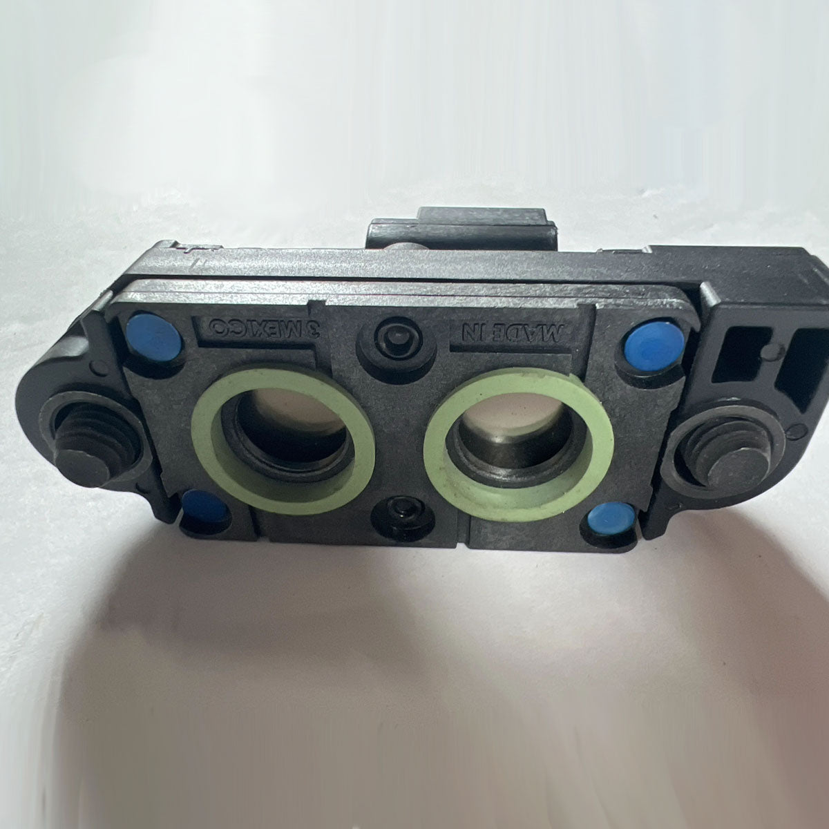 Side view of Cummins DPF pressure sensor 4358939