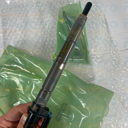 Front view Ford Powerstroke injector DA2251035