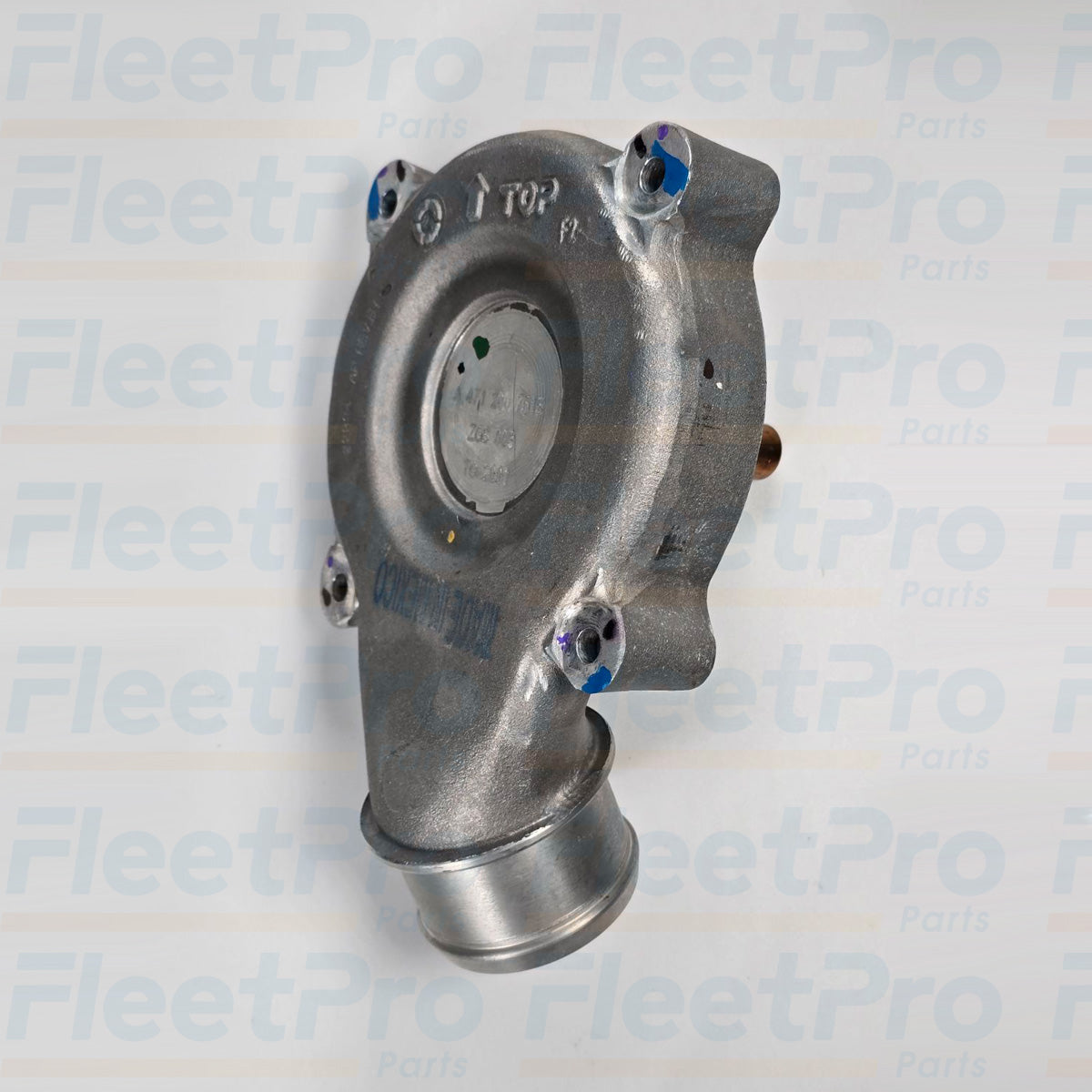 Close-up view of Detroit Diesel thermostat A4712007515 material and build quality