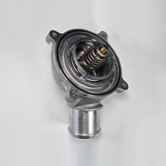 Side profile of Detroit Diesel A4722003715 coolant thermostat assembly