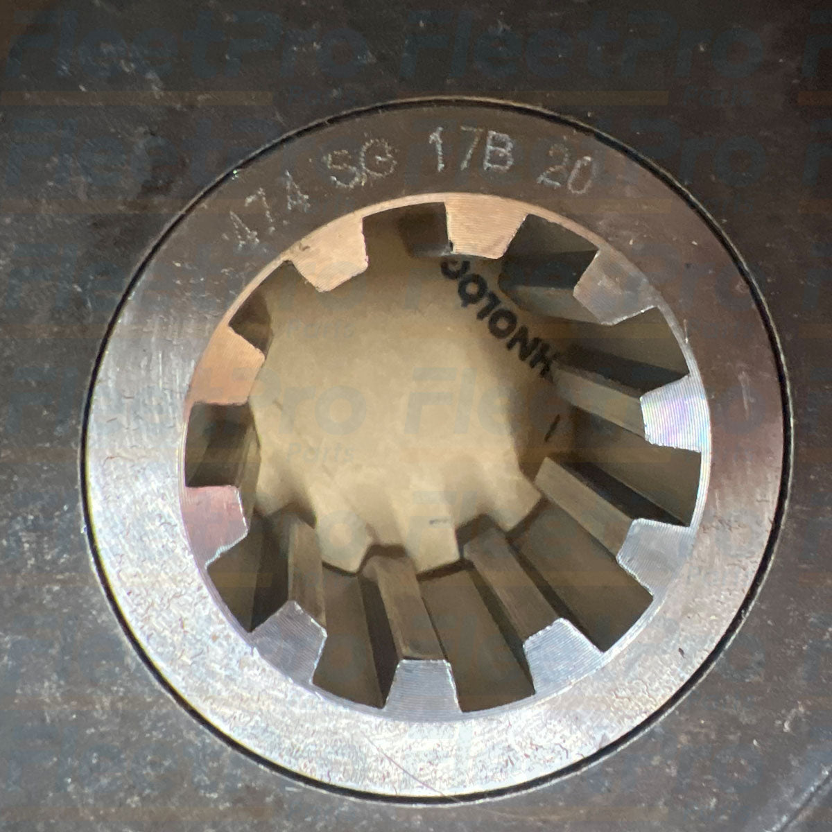 Precision input shaft spline hub detail on Eaton C1076061 heavy-duty clutch disc