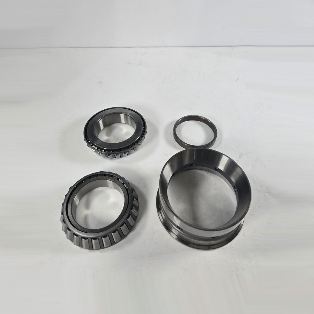 Replacement Eaton Fuller transmission output bearing FUL5556503 for maintenance repair