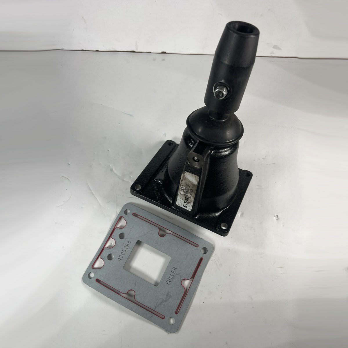 Eaton Fuller FULS2519 shift lever housing tower full assembly top view