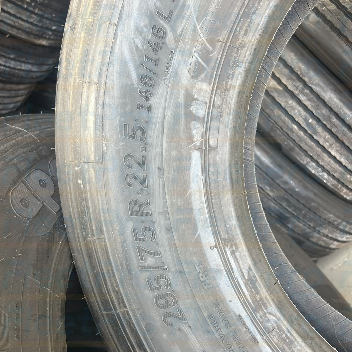 Apollo regional radial trailer tire 295/75R22.5