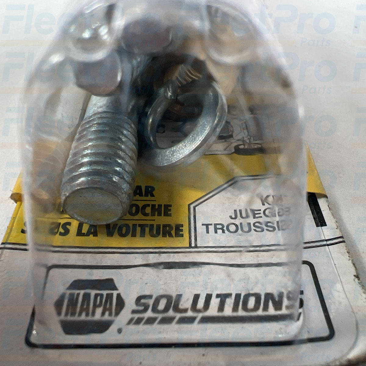 Exhaust manifold stud kit 600-1817 with studs nuts and washers