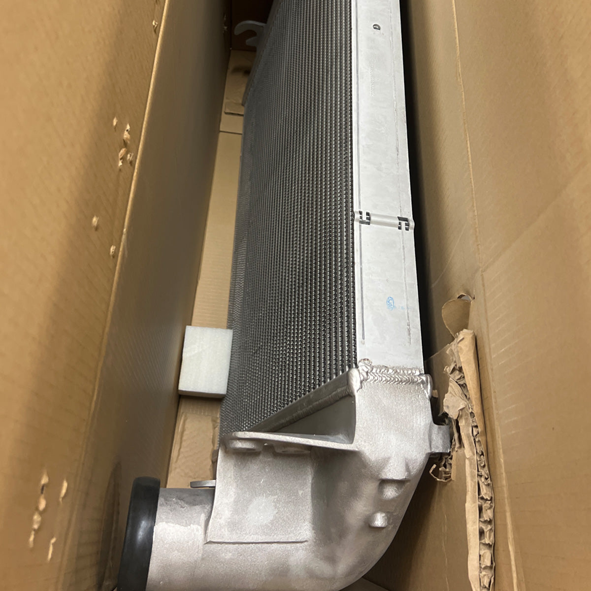 Fleetrite charge air cooler FLTCCVVNM0715 for Volvo trucks