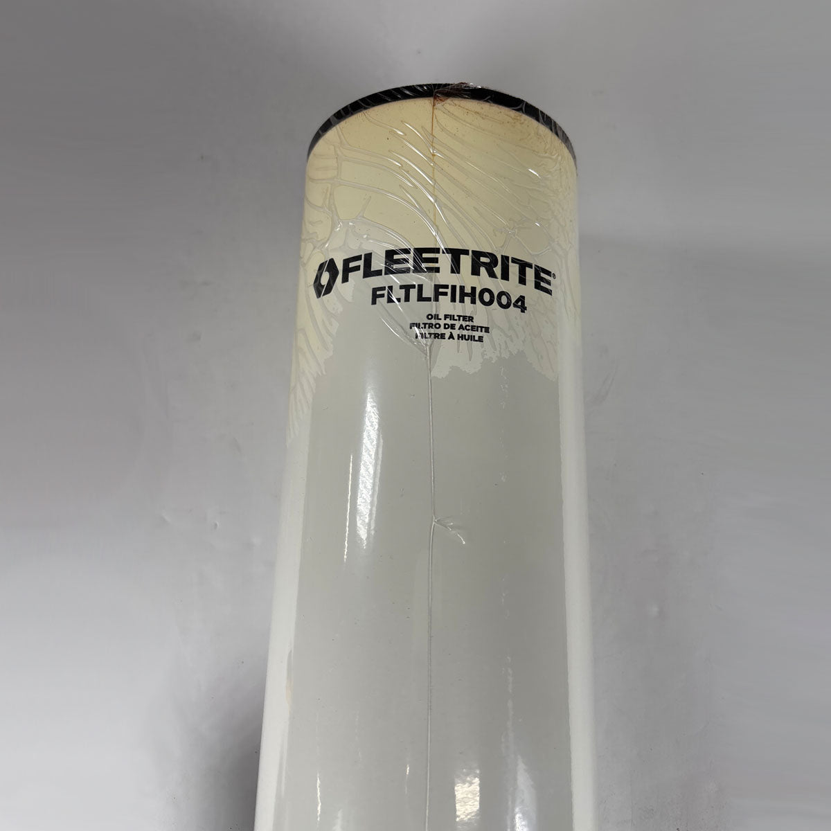 Genuine Fleetrite FLTLFIH004 heavy-duty diesel engine oil filter full front view