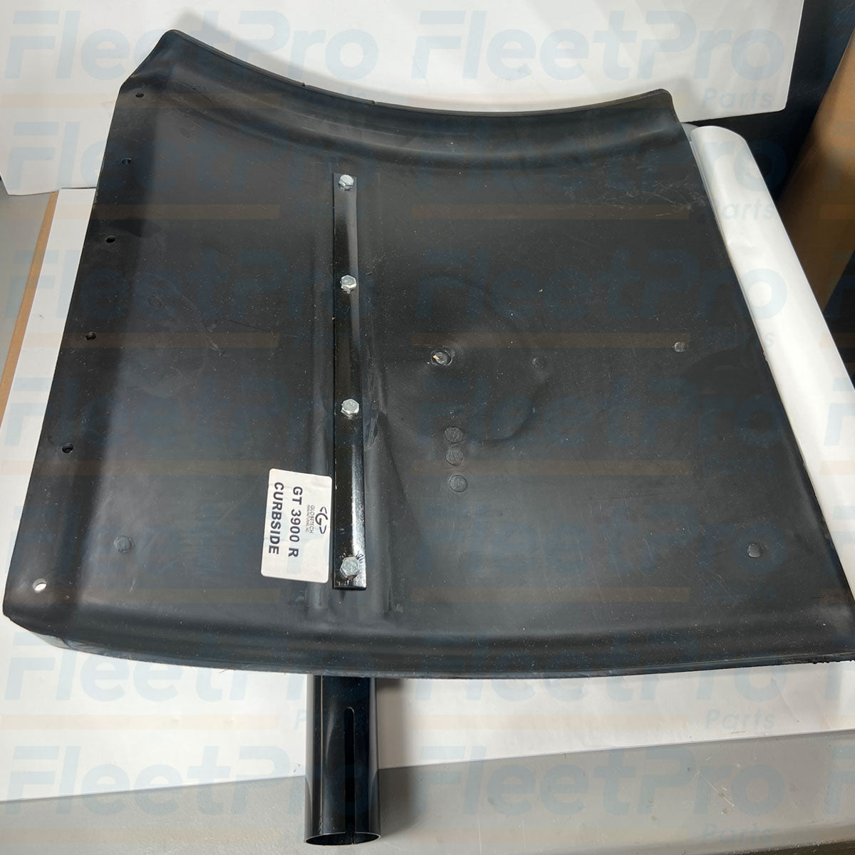 Pair of Globetech GT3900 black poly quarter fenders