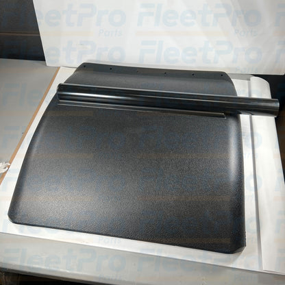 Side profile of GT3900 semi truck quarter fender