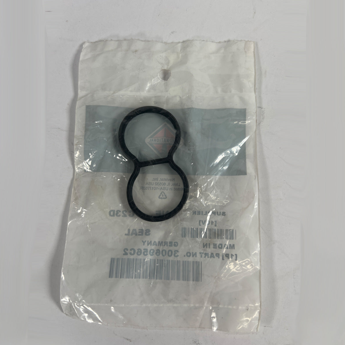 Heavy duty oil seal
