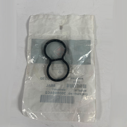 Heavy duty oil seal
