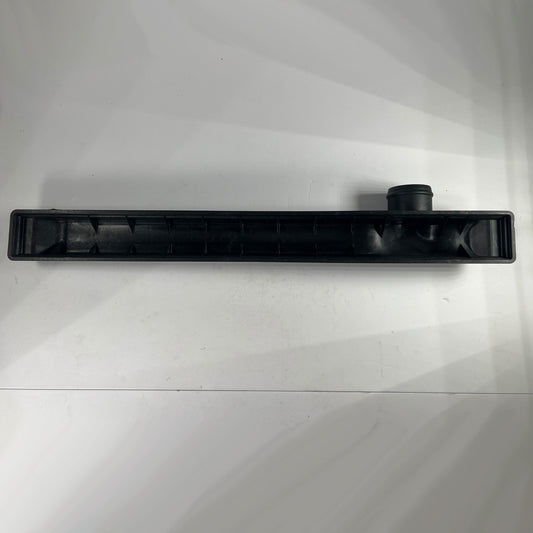 Replacement International radiator plastic 1693633C1 for maintenance repair