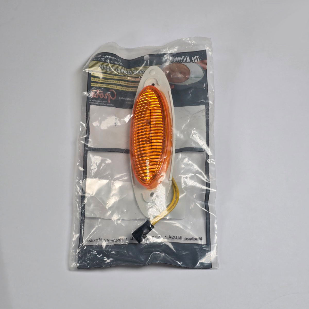 International 2517361C91 marker light kit