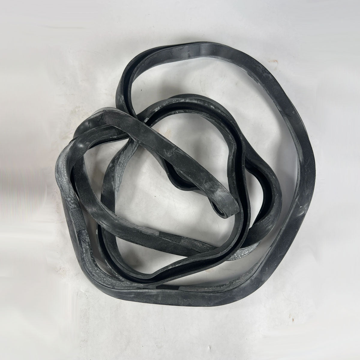International 3003425C2 oil pan gasket