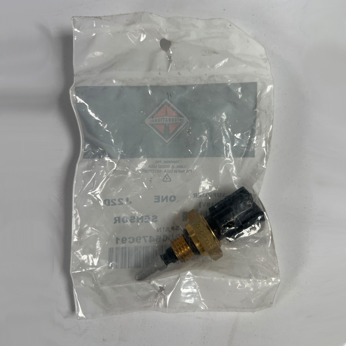 International 3006479C91 temperature sensor assembly