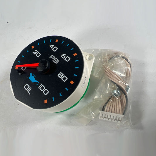 International 3554457C1 oil pressure gauge