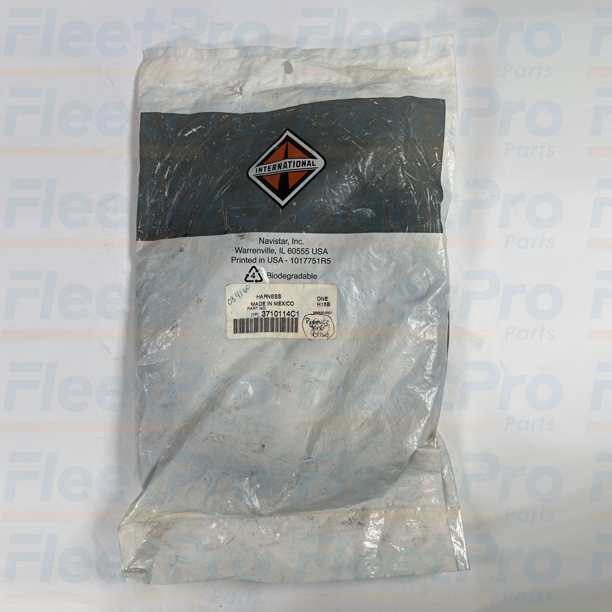 Factory box packaging and genuine Navistar / International part label for 3710114C1