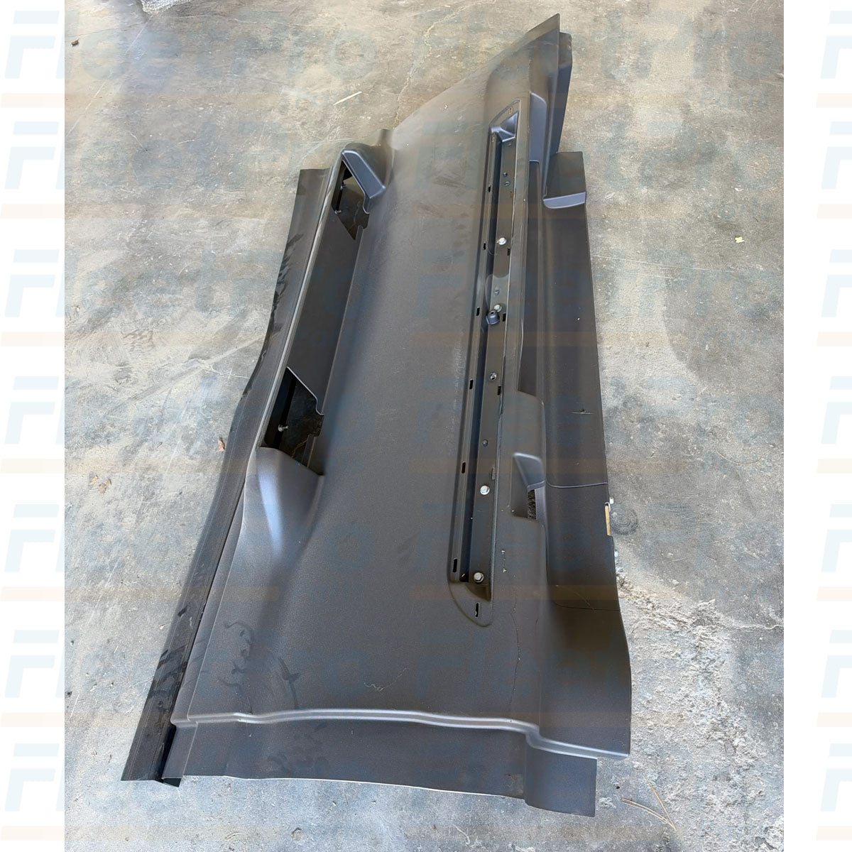 Surface finish and contoured edge detail on International 3726579C91 driver side sleeper fairing panel
