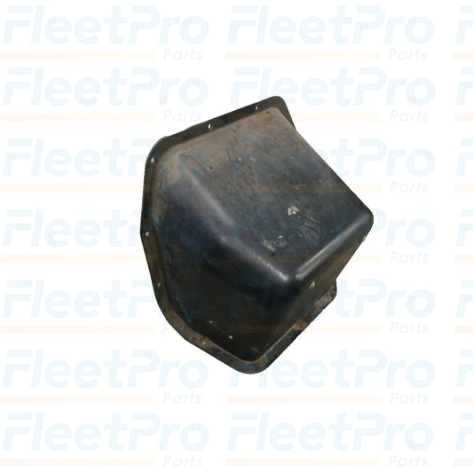 International 3800 doghouse engine cover 1660049C2