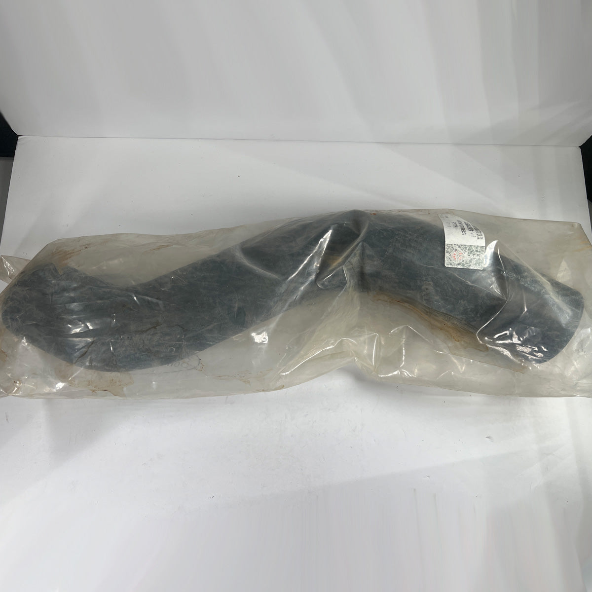 Replacement International charge air cooler hose 4060105C4 for maintenance repair
