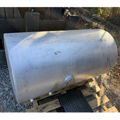 Genuine International Navistar 4065910C1 driver side aluminum fuel tank full front profile view