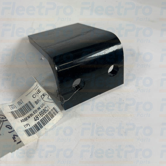 International 481698C1 transmission mount bracket
