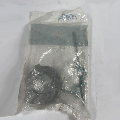 International 576746C92 fuel cap assembly