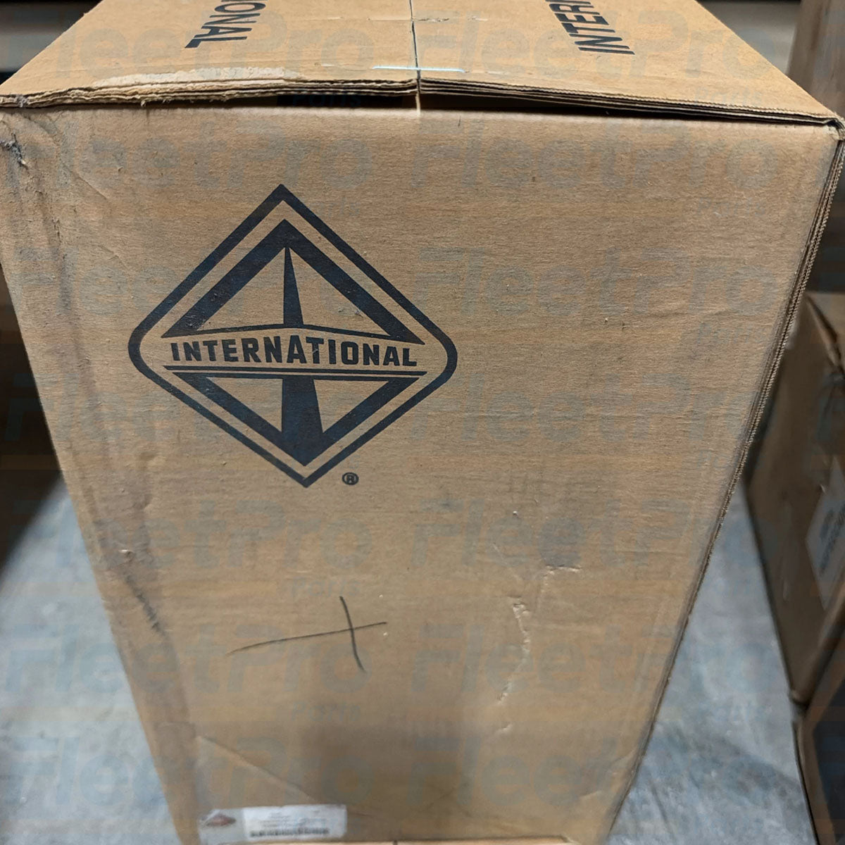 Protective shipping box and genuine Navistar factory part label for 7096175C92