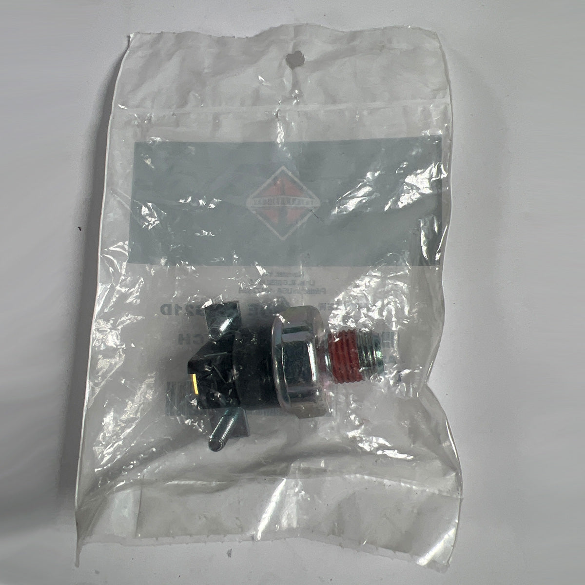 International 873706R91 brake light switch