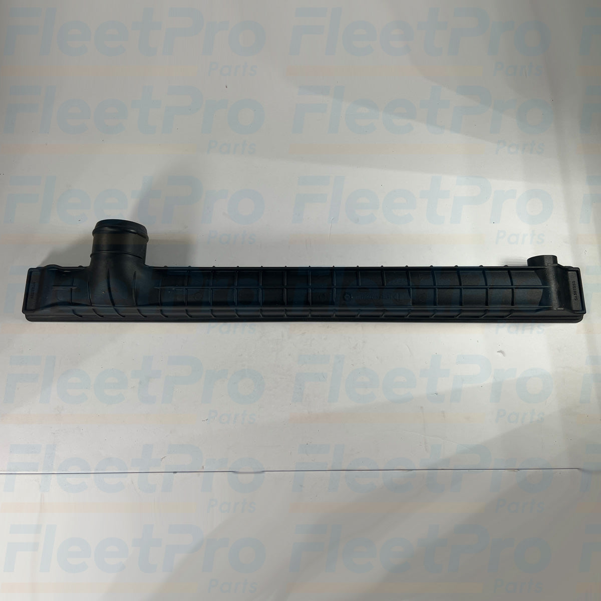 International commercial truck radiator plastic 1693633C1 reliable cooling component