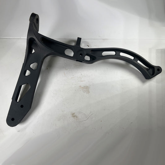 International emissions system support bracket 4064669C3 reliable mounting component