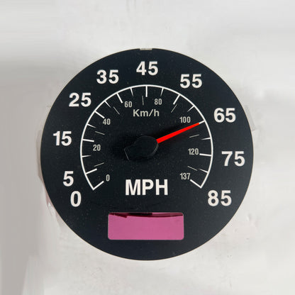 Genuine International speedometer with digital odometer 2023516C1