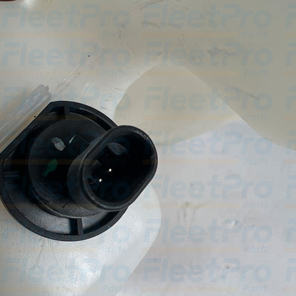 International washer tank with fluid level sensor