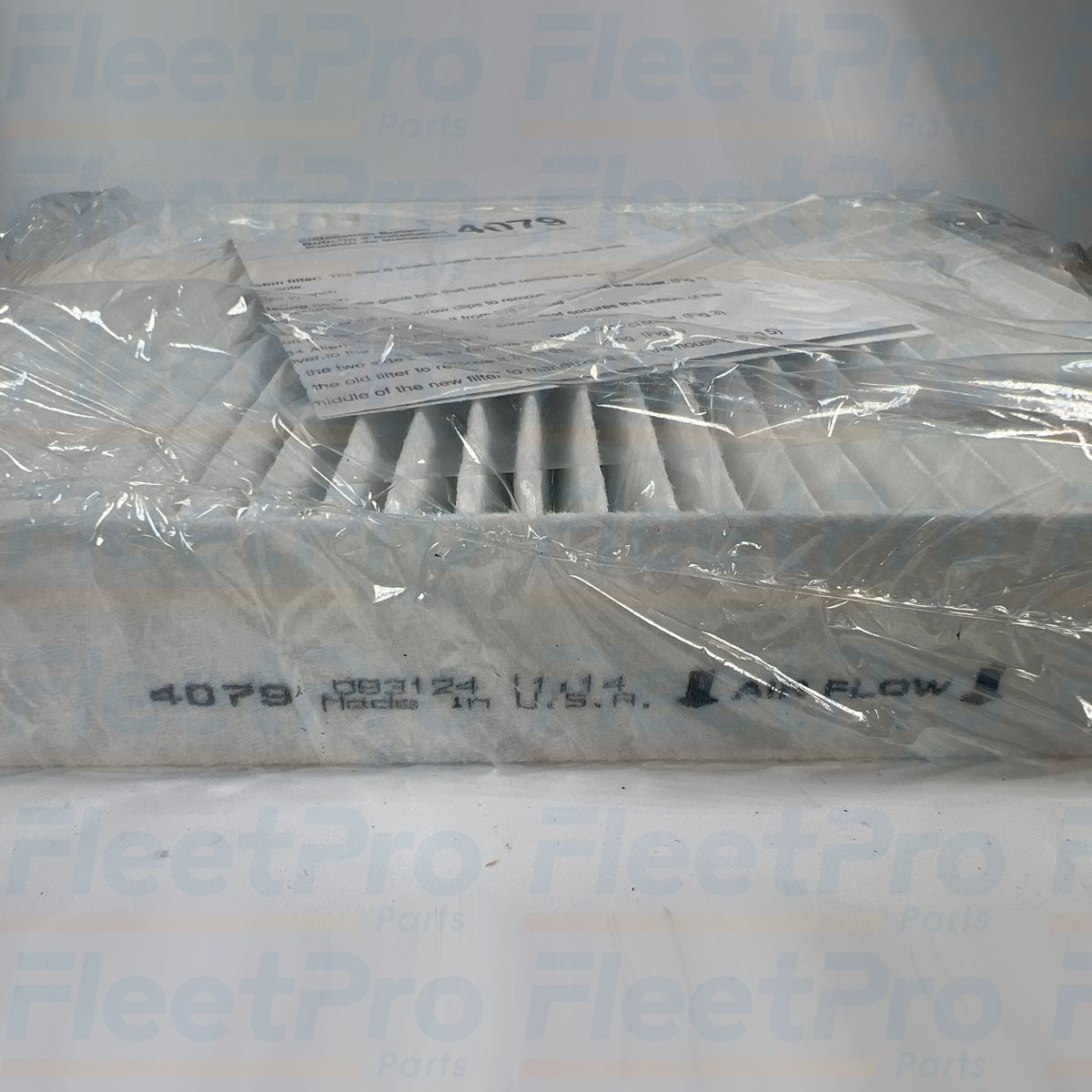 Side profile angle displaying rigid outer frame structure on Microgard 4079 cabin filter
