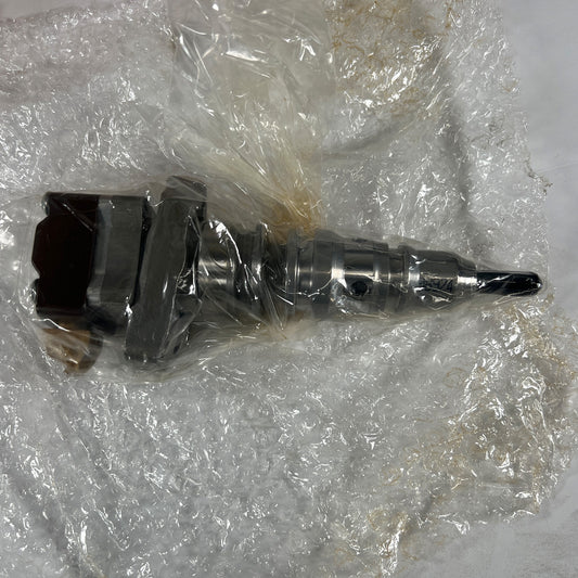 Navistar 1831487C93 reman fuel injector kit front view