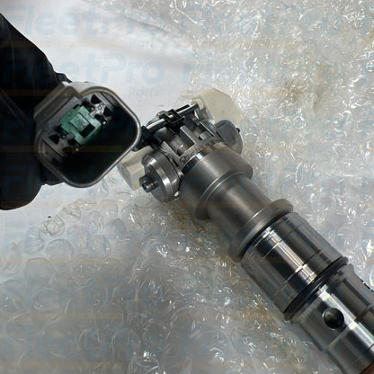 Navistar DT570 fuel injector