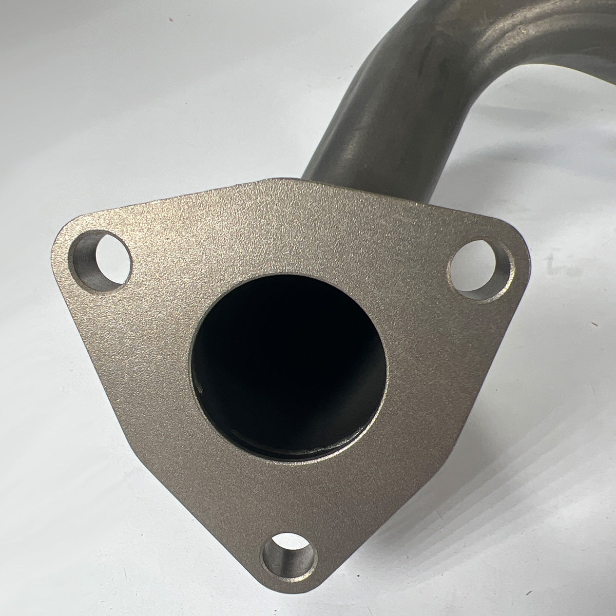 Navistar OEM EGR crossover pipe front view