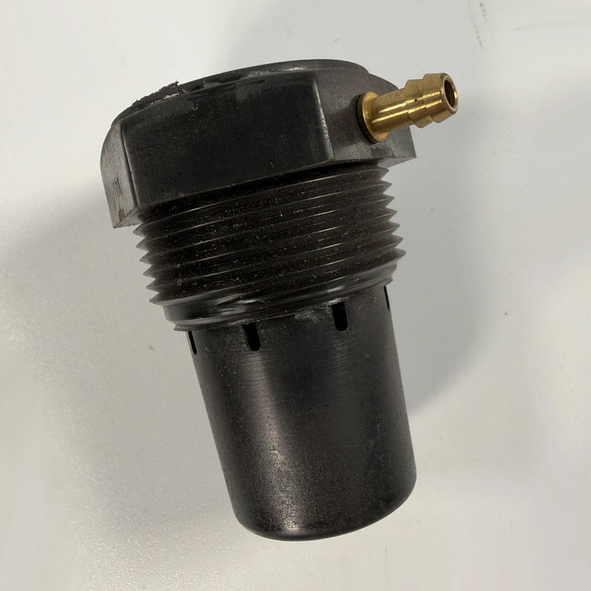 Paccar Fuel Tank Vent - 11-03930 (No Box)
