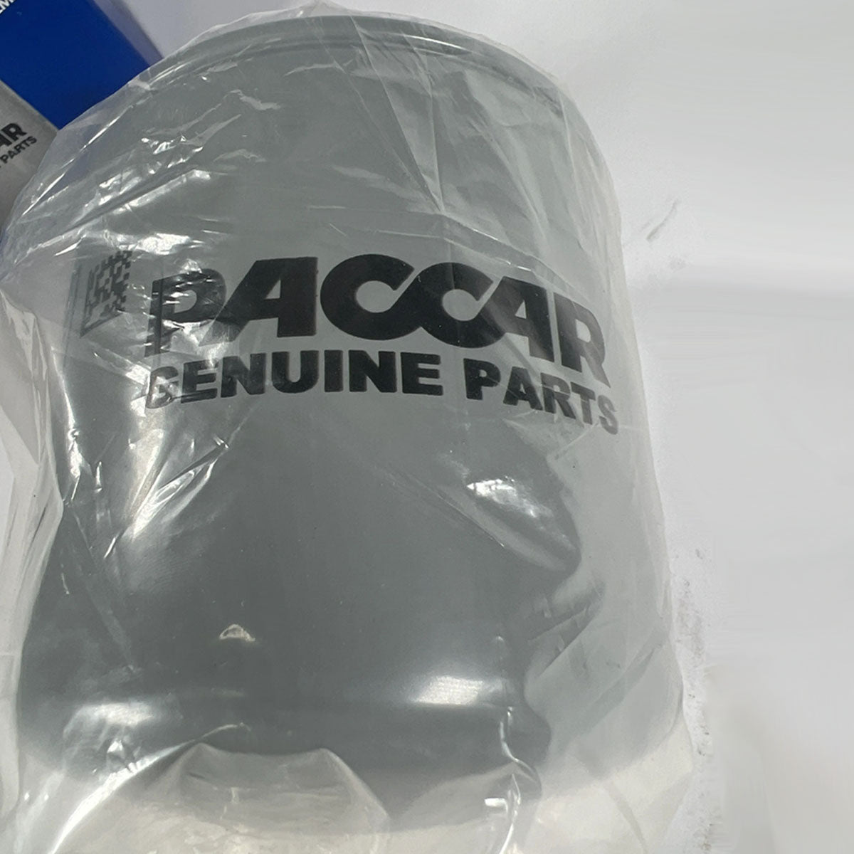 PACCAR 1843659PE coolant filter