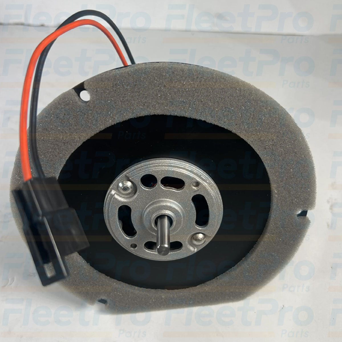 Factory electrical harness plug detail on Paccar SR2000010 motor