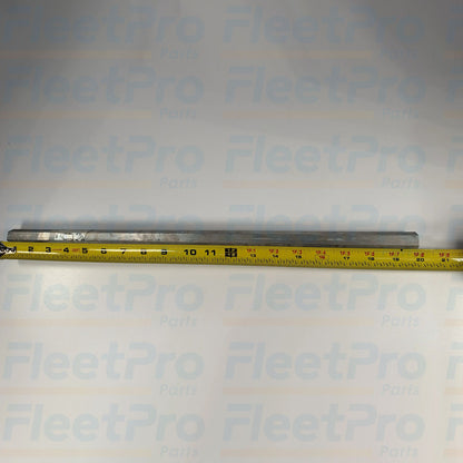 Full side profile angle showing overall length and body shaft diameter on Peterbilt 06-01150-505