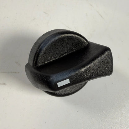 Genuine Peterbilt 121-0001-000 HVAC heater fan and AC climate control knob front view